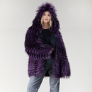 Giacca in volpe filettata con cappuccio viola 75 cm