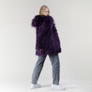Giacca in volpe filettata con cappuccio viola 75 cm