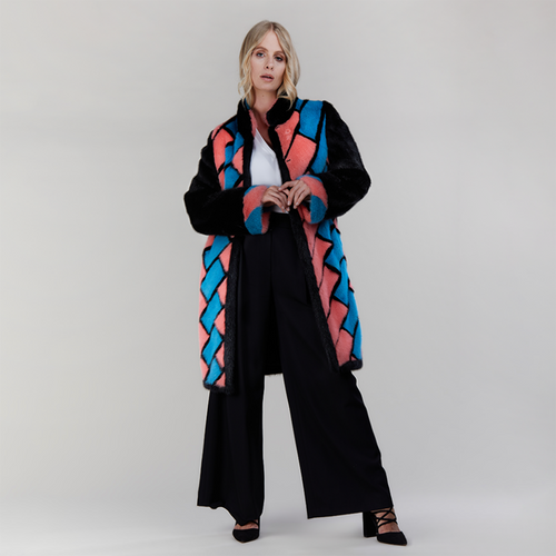 Cappotto in visone con intarsi geometrici sul fronte multicolore 90 cm