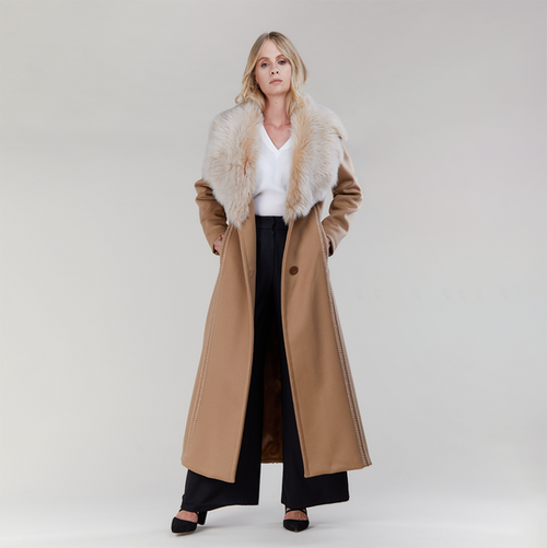 Cappotto in lana e montone con collo in volpe cammello 130cm