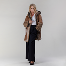 Cappotto corto in montone con cappuccio reversibile beige 85cm
