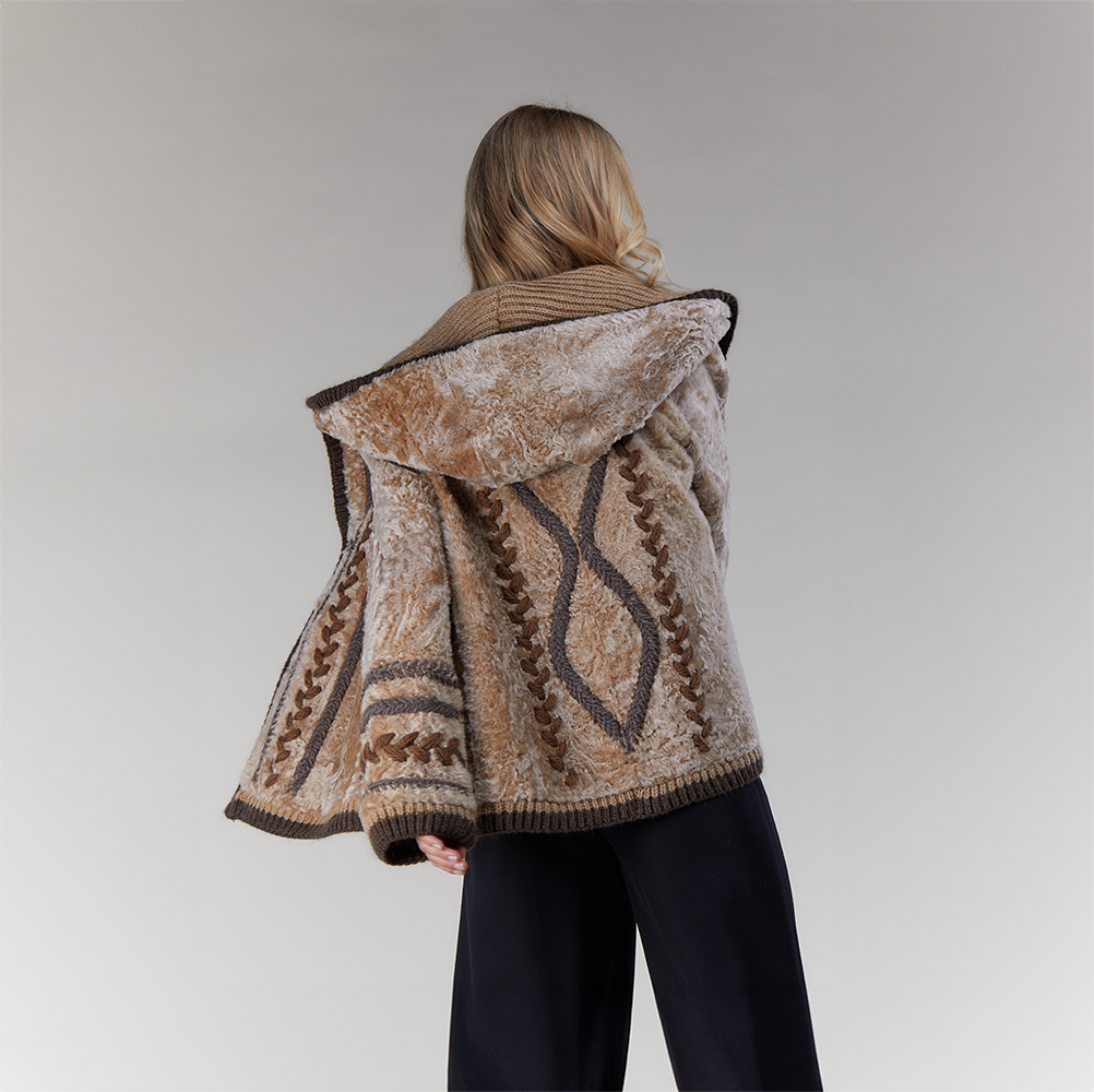 Giacca in montone reversibile con cappuccio beige 65cm