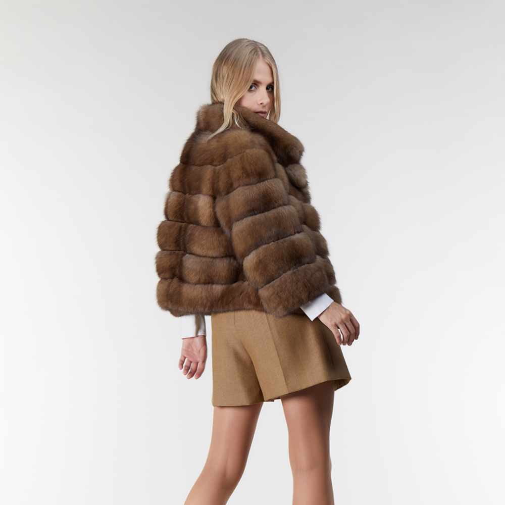 Short sable jacket with high turtleneck, 50cm.