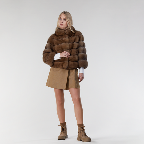 Short sable jacket with high turtleneck, 50cm.