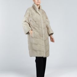 Cappotto lungo in visone oversized diagonale beige 100cm