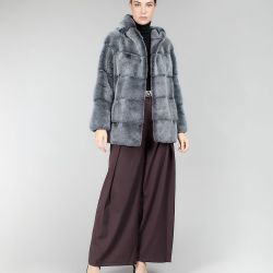 Giacca in visone con cappuccio, alaska, 70 cm