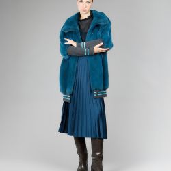 Cappotto di visone, collo alto, polsini e fondo in lana, colore ottanio, 85 cm