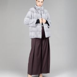 Giacca in visone con collo alto, zaffiro, 70 cm