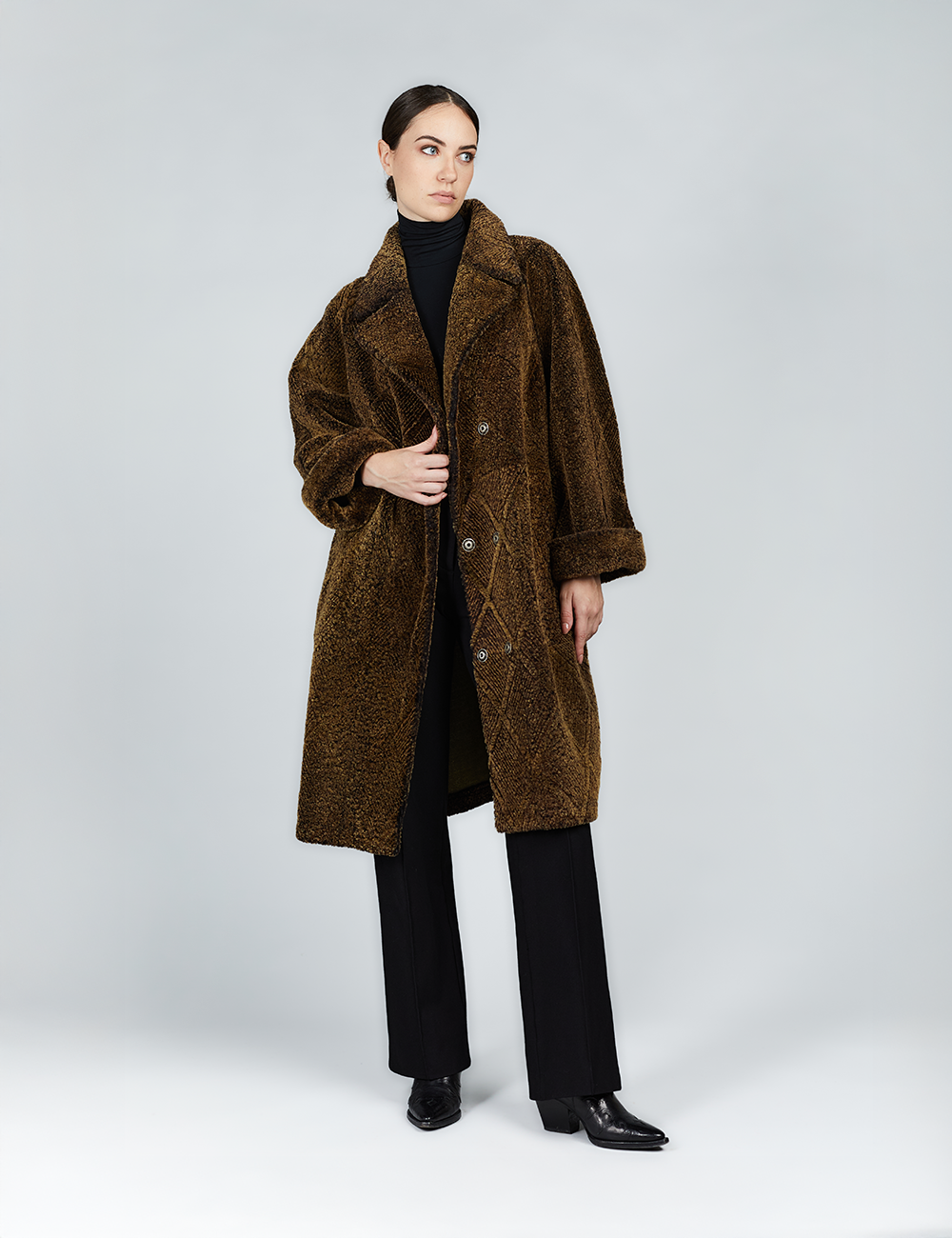 Sheepskin Coat With English Collar And Green Applied Pockets 100 Cm 