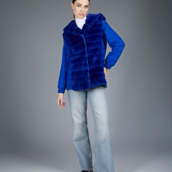 Giacca in rex e maglia reversibile con cappuccio blu elettrico 70cm